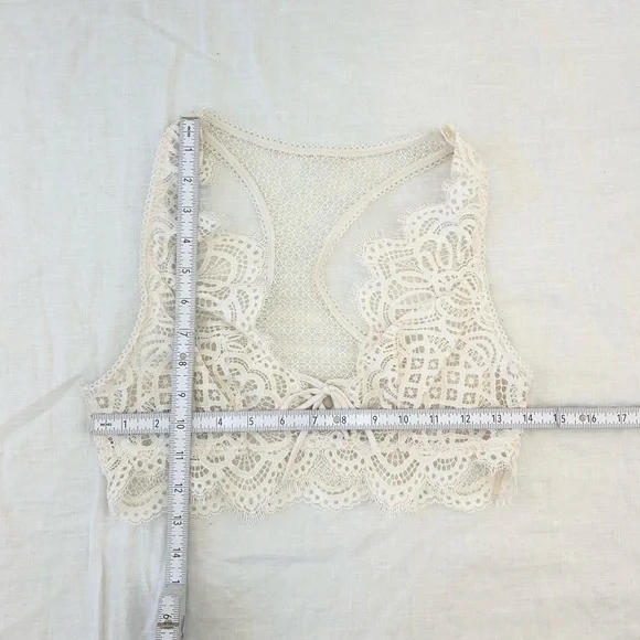 Victoria's Secret Dream Angels Pale Pink Lace Up Bralette with Racerback - Picture 5 of 9